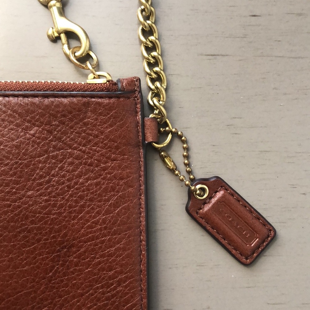 Coach 1941 Wristlet with Chain EUC - Picture 6 of 9